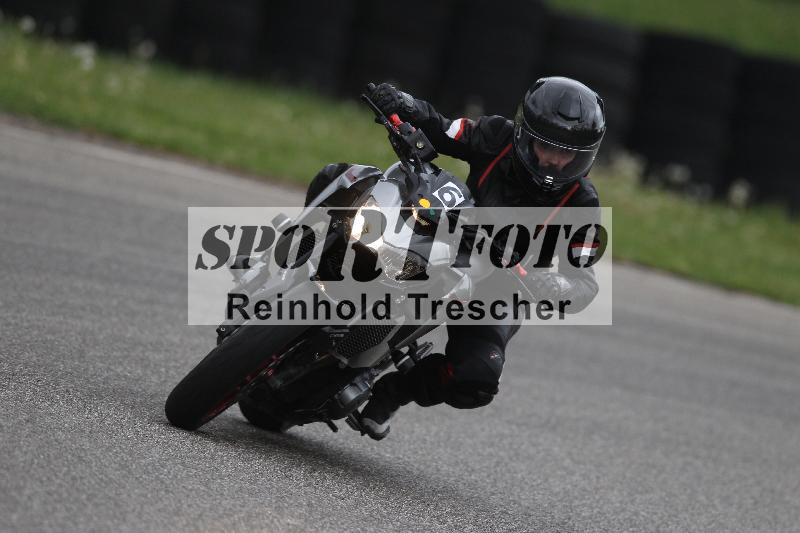 /Archiv-2025/10 23.04.2025 Cornu Master School ADR/gruen-vert/6